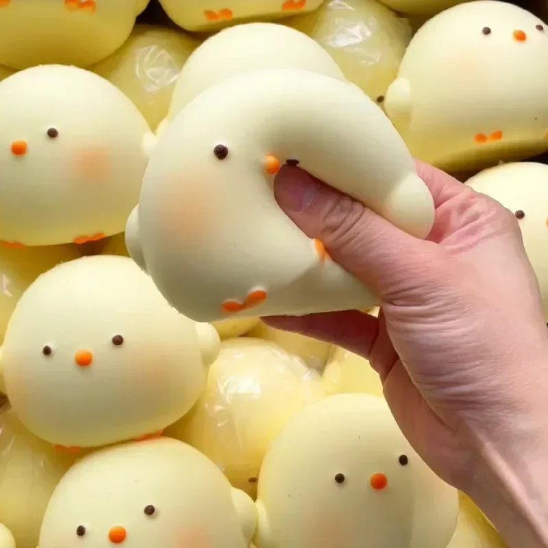 HOT! Cute Giant Chick Squishy  - Kids & Toys Expo Saudi Arabia 评论和价格